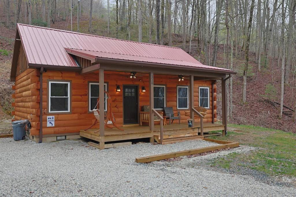 Rustic Modern Cabin With Hot Tub Near Rafting And Great Smokey Mountains مدينة كليرمونت المظهر الخارجي الصورة