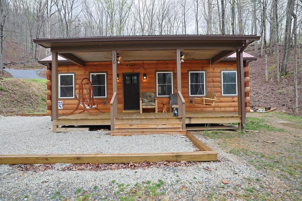 Rustic Modern Cabin With Hot Tub Near Rafting And Great Smokey Mountains مدينة كليرمونت المظهر الخارجي الصورة